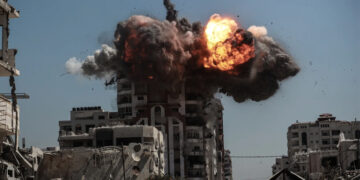 গাজা সিটিতে স্থল হামলা শুরু করল ইসরাইল