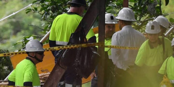 কলম্বিয়া খনিতে আটকে পড়া ২৩ জনকে জীবিত উদ্ধার