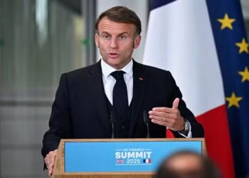 ট্রাম্পের ‘স্পষ্ট বার্তা’ মাখোঁয়ের স্বাগত