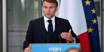 ট্রাম্পের ‘স্পষ্ট বার্তা’ মাখোঁয়ের স্বাগত