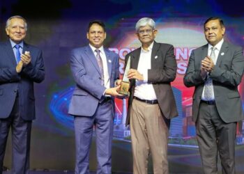 বর্ষসেরা প্রতিষ্ঠানের স্বীকৃতি পেল ওয়ালটন