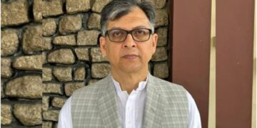 ‘ফ্যাসিস্ট আওয়ামী লীগের প্রত্যাবর্তনের সব দরজা বন্ধ করতে হবে’ — সালাহউদ্দিন আহমদ