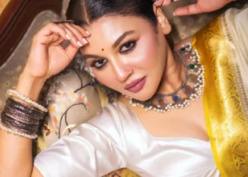 কলকাতার পূজার মজা আলাদা: জয়া আহসান