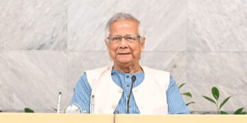 “আমাদেরকে স্বনির্ভর হতে হবে” — প্রধান উপদেষ্টা