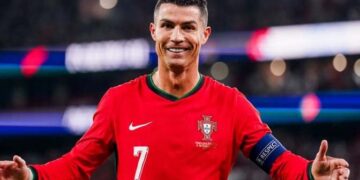  আবারও বিশ্বের সর্বোচ্চ আয়ের ফুটবলার ক্রিস্টিয়ানো রোনাল্ডো