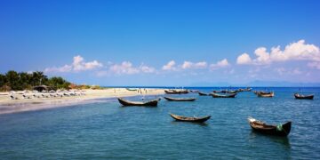  কাল থেকে সেন্ট মার্টিনে ভিড়বে পর্যটকবাহী জাহাজ
