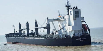 প্রথমবারের মতো যুক্তরাষ্ট্র থেকে গম আমদানি শুরু করল বাংলাদেশ