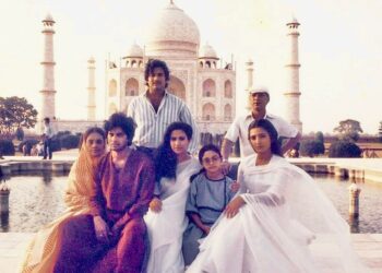 ভেজা চোখ (১৯৮৮) বাংলা সিনেমা | রোমান্স ড্রামা চলচ্চিত্রের গল্প, অভিনেতা ও পুরস্কার