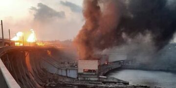 ইউক্রেনের জ্বালানি অবকাঠামোয় রাশিয়ার ভয়াবহ হামলা