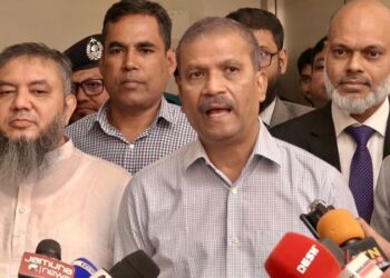 ফেব্রুয়ারির প্রথমার্ধেই জাতীয় নির্বাচন: শান্তিপূর্ণ ভোট আয়োজনের আশ্বাস আইন উপদেষ্টার