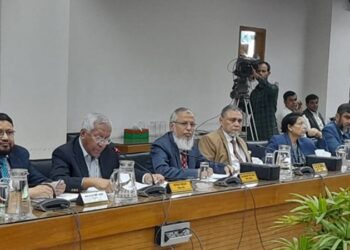 পোস্টাল ভোটিং জটিল হলেও বাংলাদেশ চ্যালেঞ্জটি নিতে যাচ্ছে : সিইসি